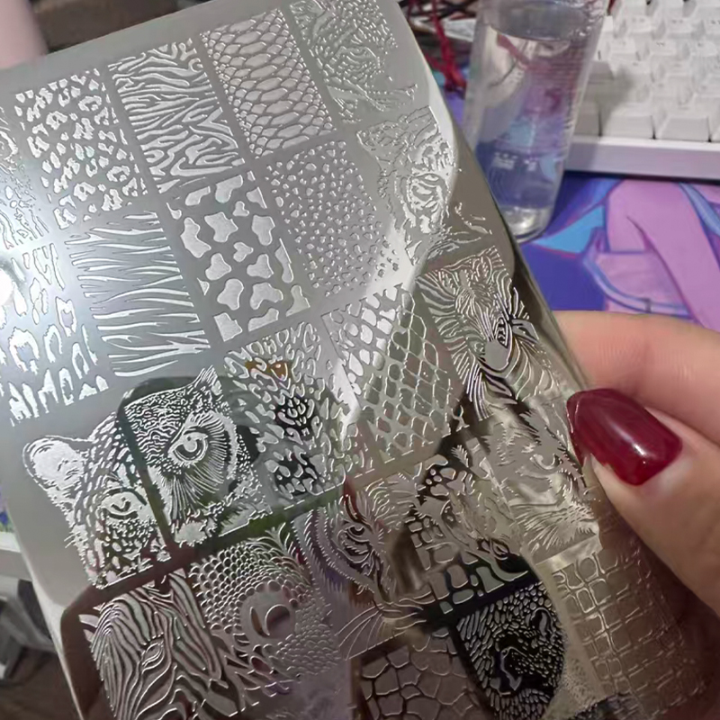 แม่พิมพ์ลายเล็บลายสัตว์ใหม่ งู - Nail Art Zebra Design บทวิจารณ์และราคา