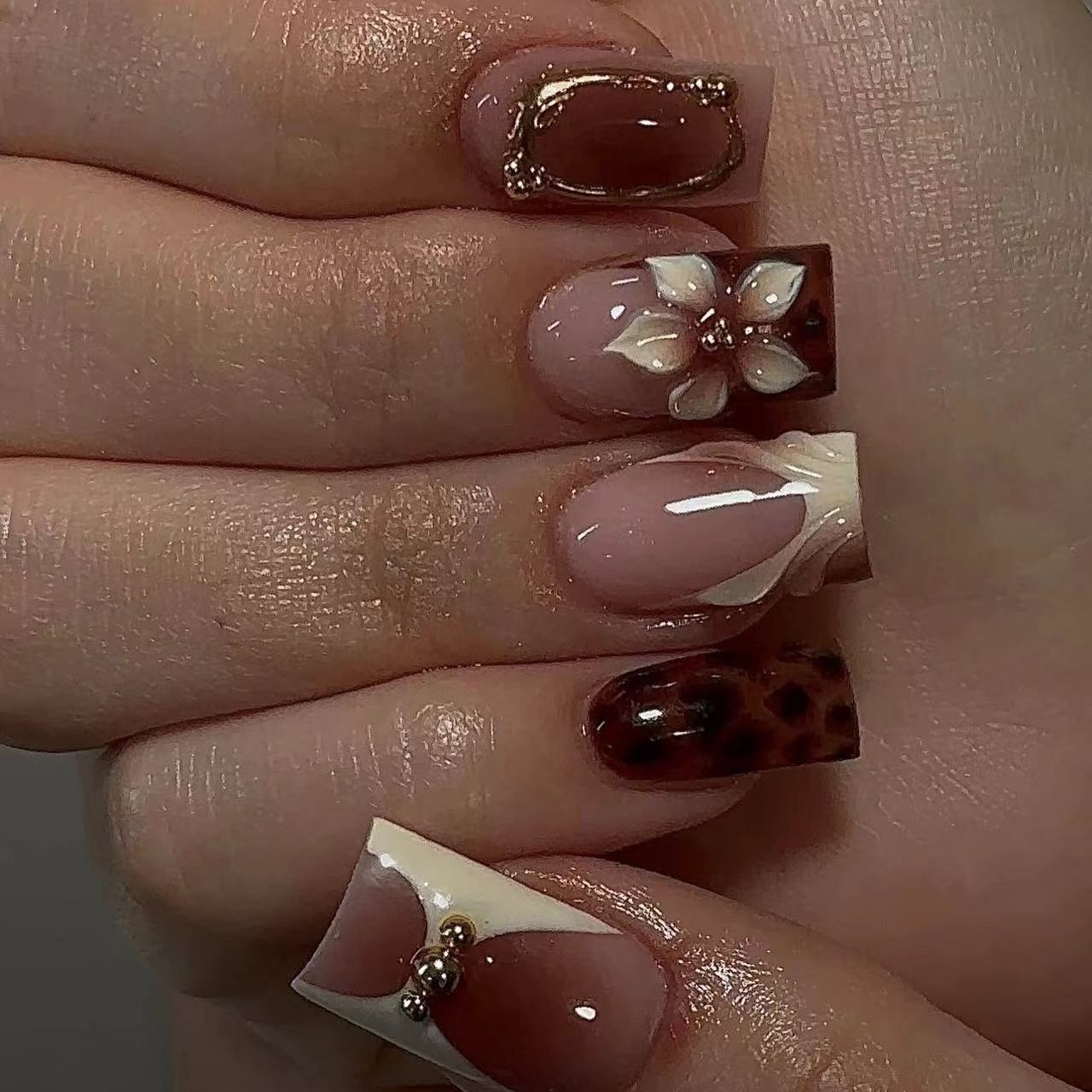 เล็บปลอมทรงเหลี่ยมสั้นสำหรับผู - Nail Art Leopard บทวิจารณ์และราคา